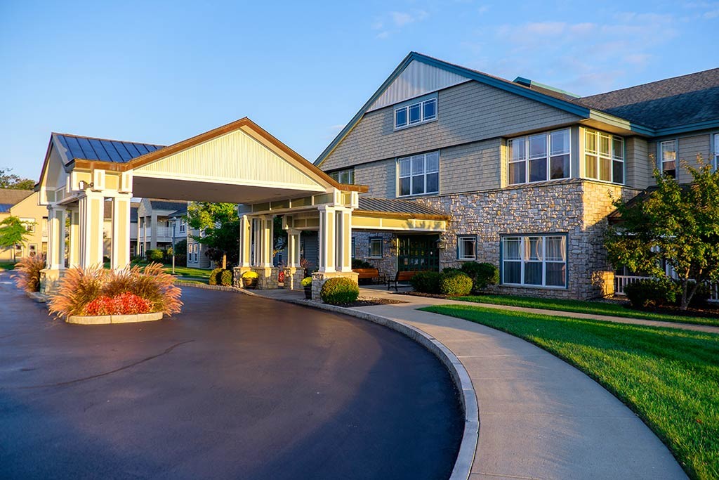 Glen Eddy drive up entrance