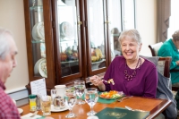 residents eating in the Terrace at Glen Eddy dining room