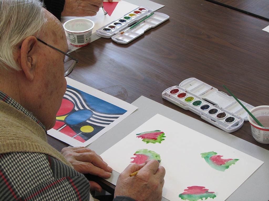 Marjorie Doyle Rockwell Center resident doing arts and crafts