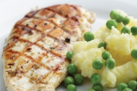 chicken, potatoes and peas meal prepared by chef