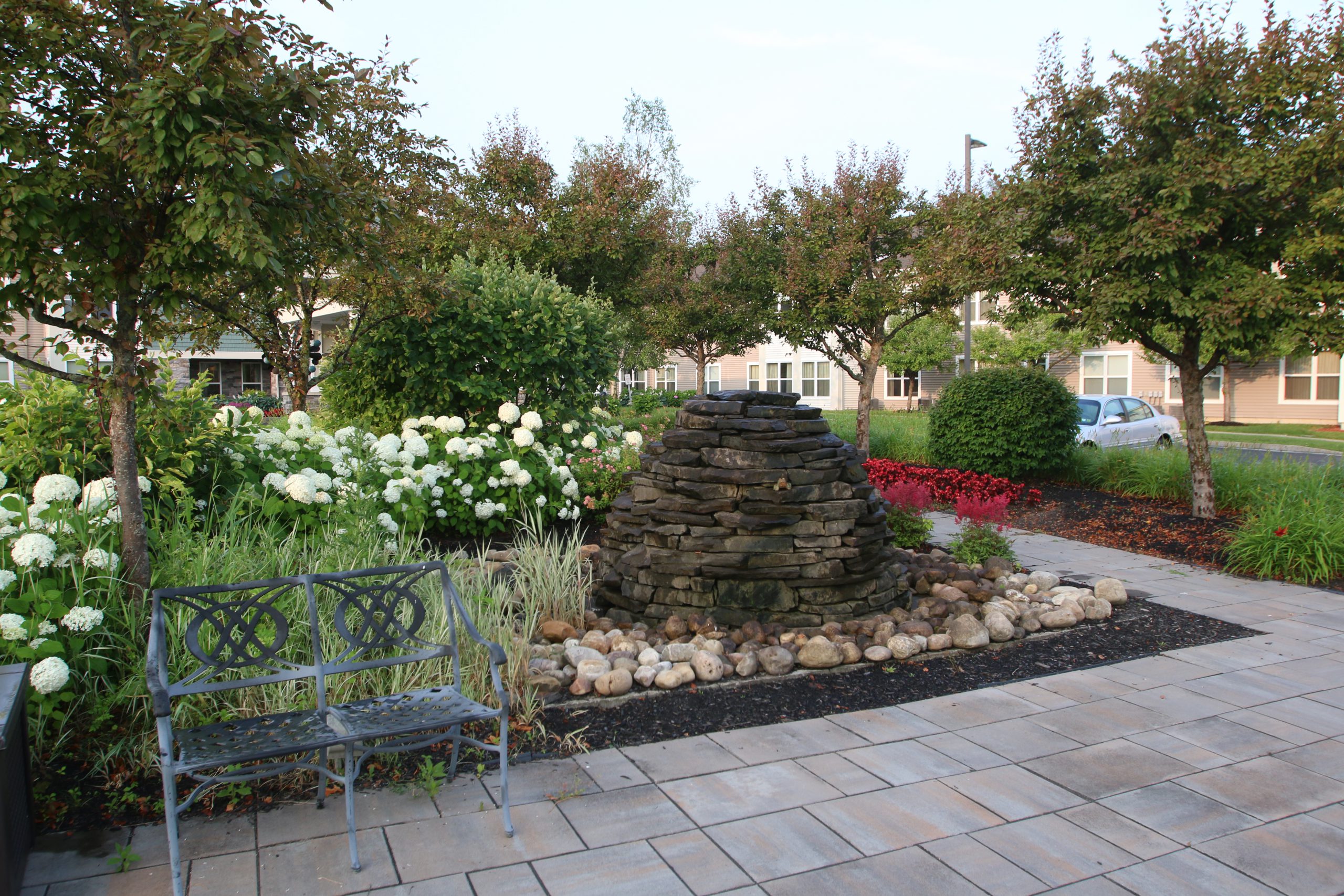 The Terrace at Eddy Hawthorne Ridge garden