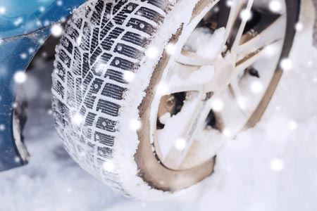 Snowy tire 