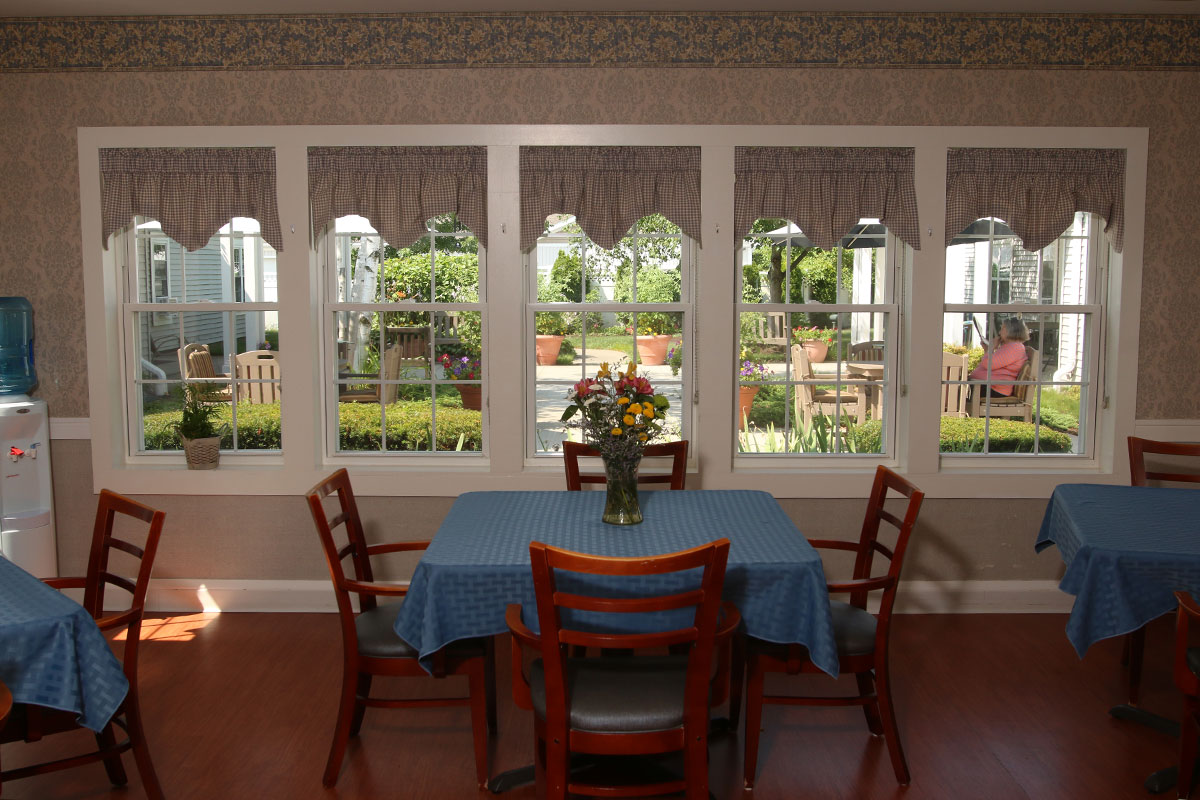 Memory Care dining room