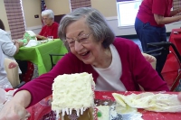 Eddy Hawthorne Ridge - Residents Build Gingerbread Houses